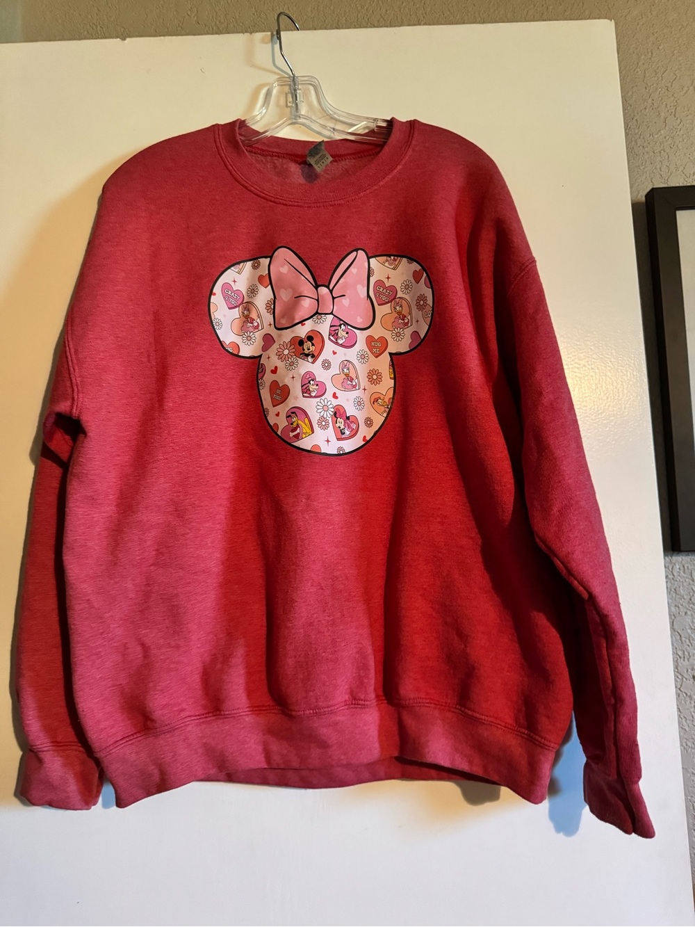 EUC Red Disney Friends Heart Patch Graphic Sweatshirt